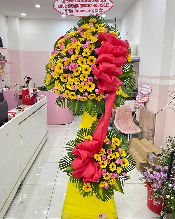 Kệ Hoa Chúc Mừng Tươi Sáng